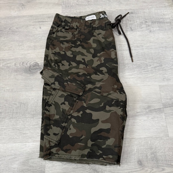 Jeaniologie Men's Camouflage Cargo Shorts Size 36 - Picture 16 of 17